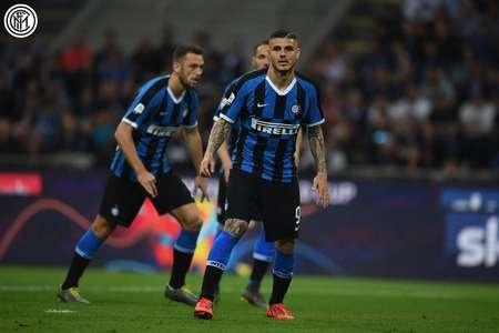 湖人浓眉哥篮下统治力助球队获胜（浓眉禁区称王，助湖人拿下胜利）