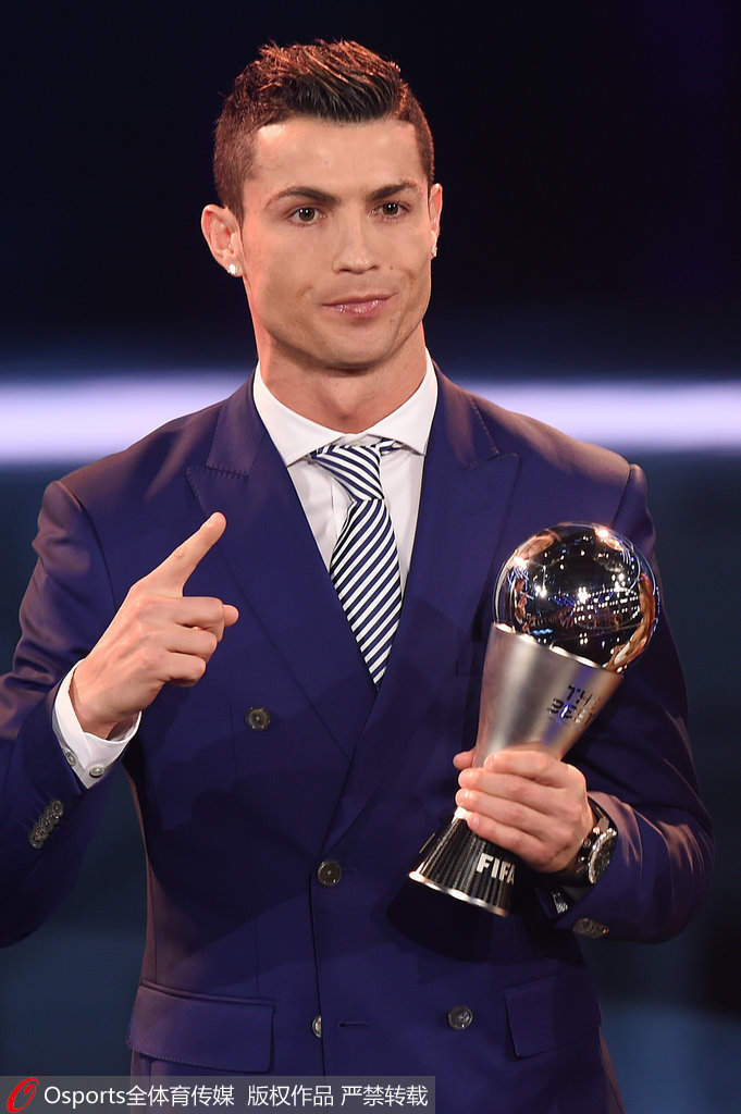 罗德里戈：我们正处在艰难的时期，但全队都支持主教练（罗德里戈：处境艰难，但我们全队力挺主帅）