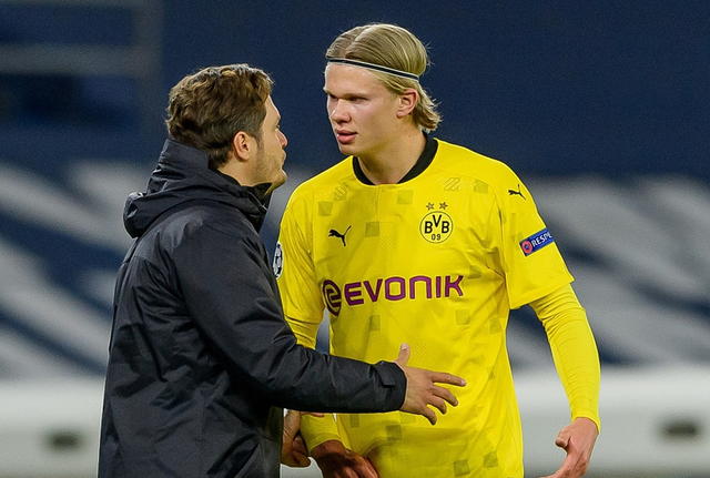 托蒂：说C罗的坏话只能说明你在嫉妒他，他和梅西的水平相当（托蒂：抨击C罗只是嫉妒，他与梅西实力不相上下）