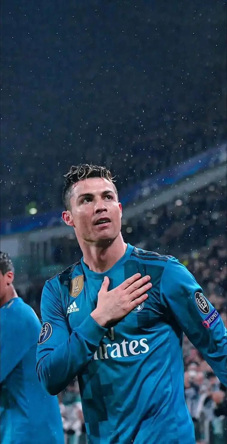 跳跃燃活力 绳毽绽奇迹 ——西安市浐灞十六小学举行冬季三跳运动会（冬日跃动活力 西安市浐灞十六小学三跳运动会精彩开幕）