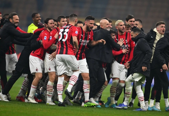 佩工：建议足球比赛使用后场违例规则，球过中线不能回传（佩工建议引入后场违例：过中线不得回传）