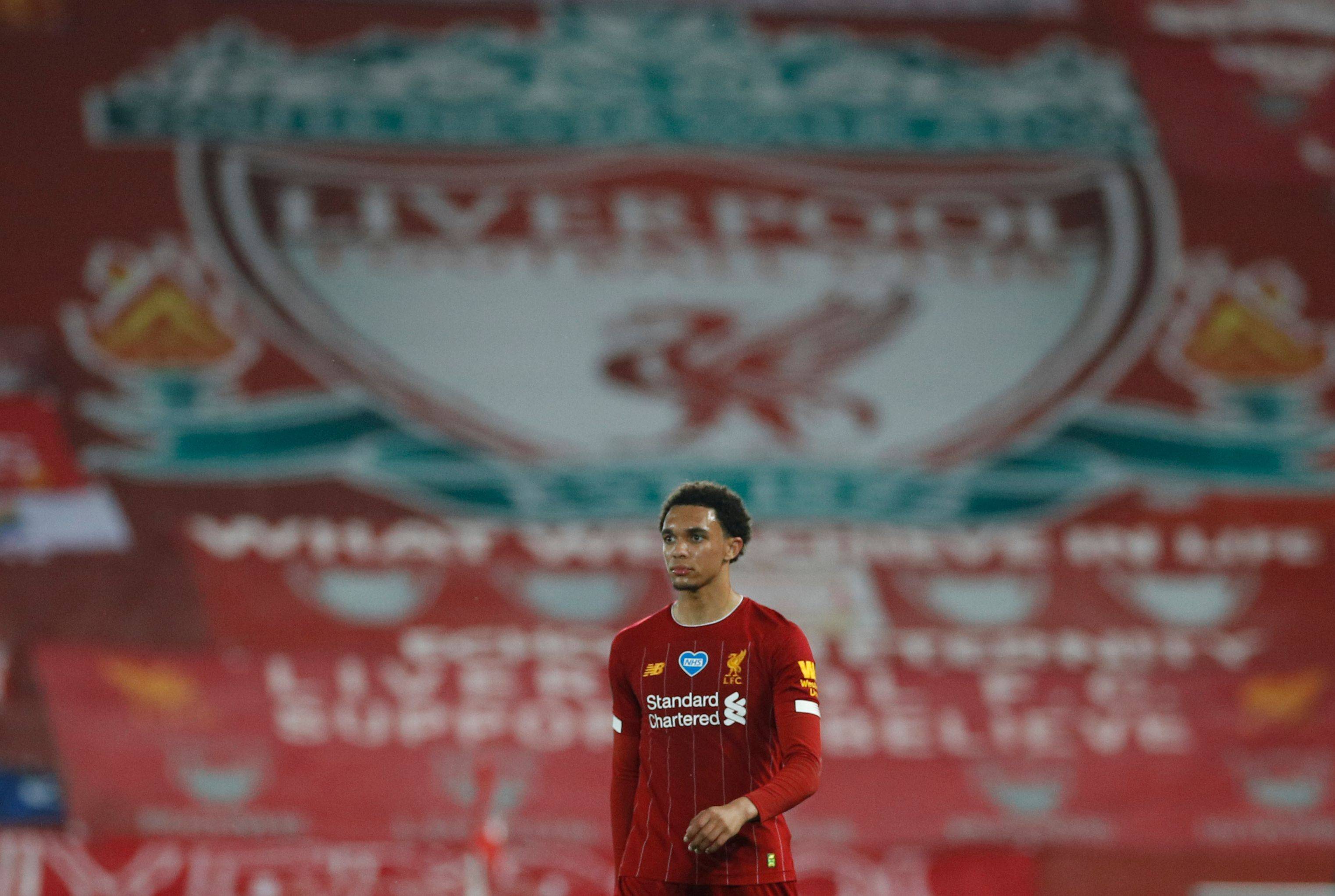 意媒：梅努是那不勒斯中场引援首选，备选方案包括弗拉泰西（意媒：那不勒斯中场补强首选梅努，弗拉泰西列入备选）