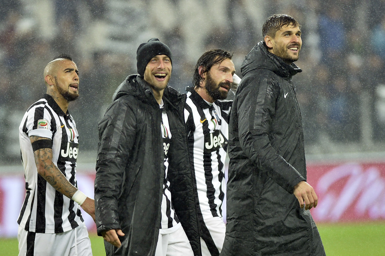 帕福斯体育总监：大卫·路易斯非常职业且伤病少，他很快同意加盟（帕福斯体育总监赞大卫·路易斯职业素养高、鲜少伤病，火速同意加盟）