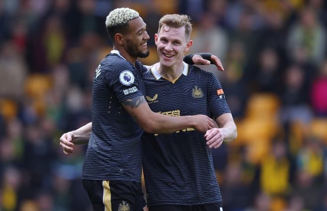 李冰冰三刷新疆滑雪场，明星效应如何引爆冰雪经济？（李冰冰三度打卡新疆滑雪场：明星效应如何带火冰雪经济？）