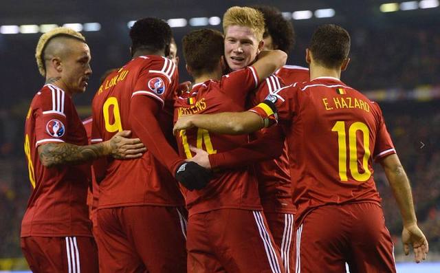 狼队防线改善主场迎战曼联，英超对决比分或1-1、2-2（狼队防守回暖主场对阵曼联，英超一战或以1-1或2-2告终）