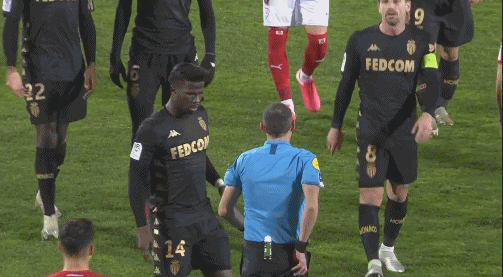 辽宁男篮11分大胜！杨鸣拒绝爆冷，布朗21分爆发，威尔斯21分