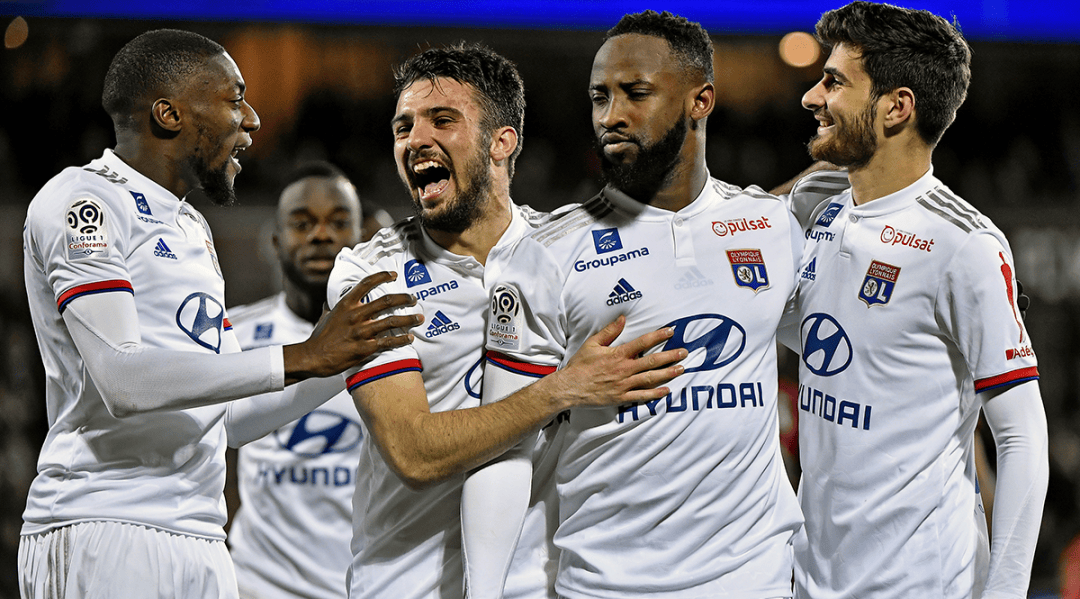 魔术vs马刺前瞻：马刺背靠背，魔术以逸待劳主场求胜（前瞻：马刺背靠背客场作战，休整占优的魔术主场冲胜）